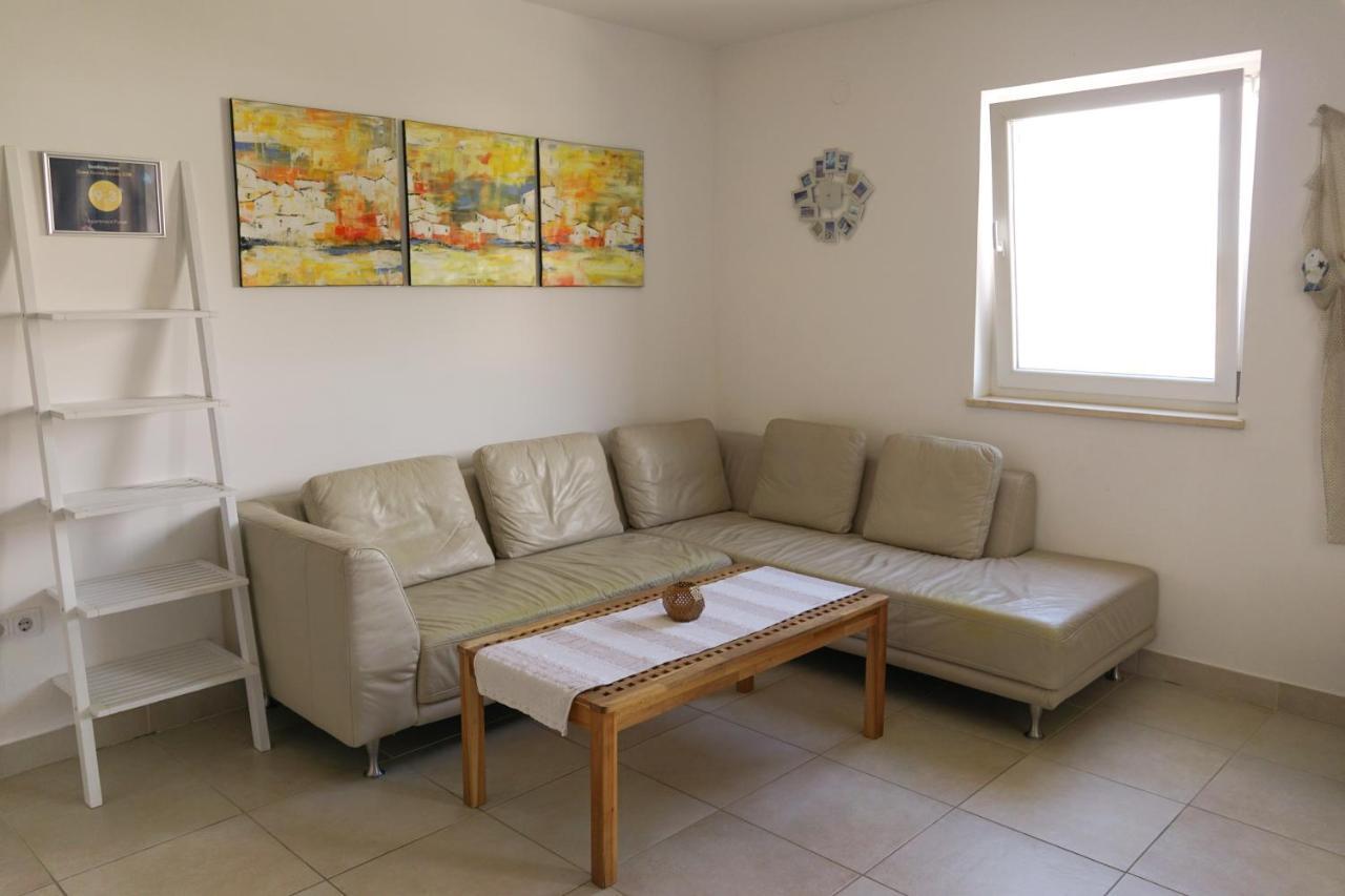 Apartment Punat Bagian luar foto